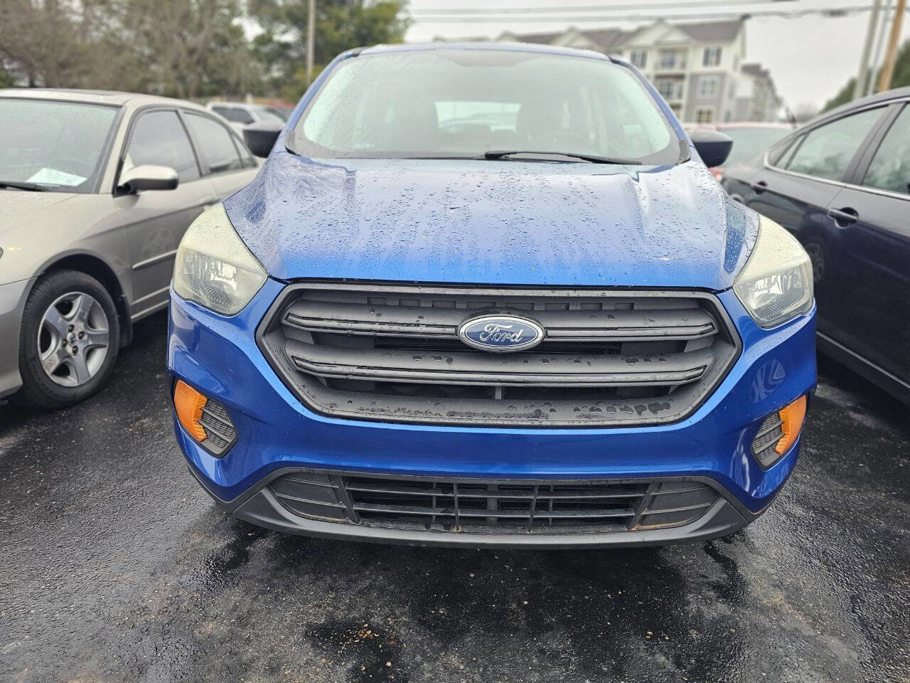 Used 2018 Ford Escape S image 4