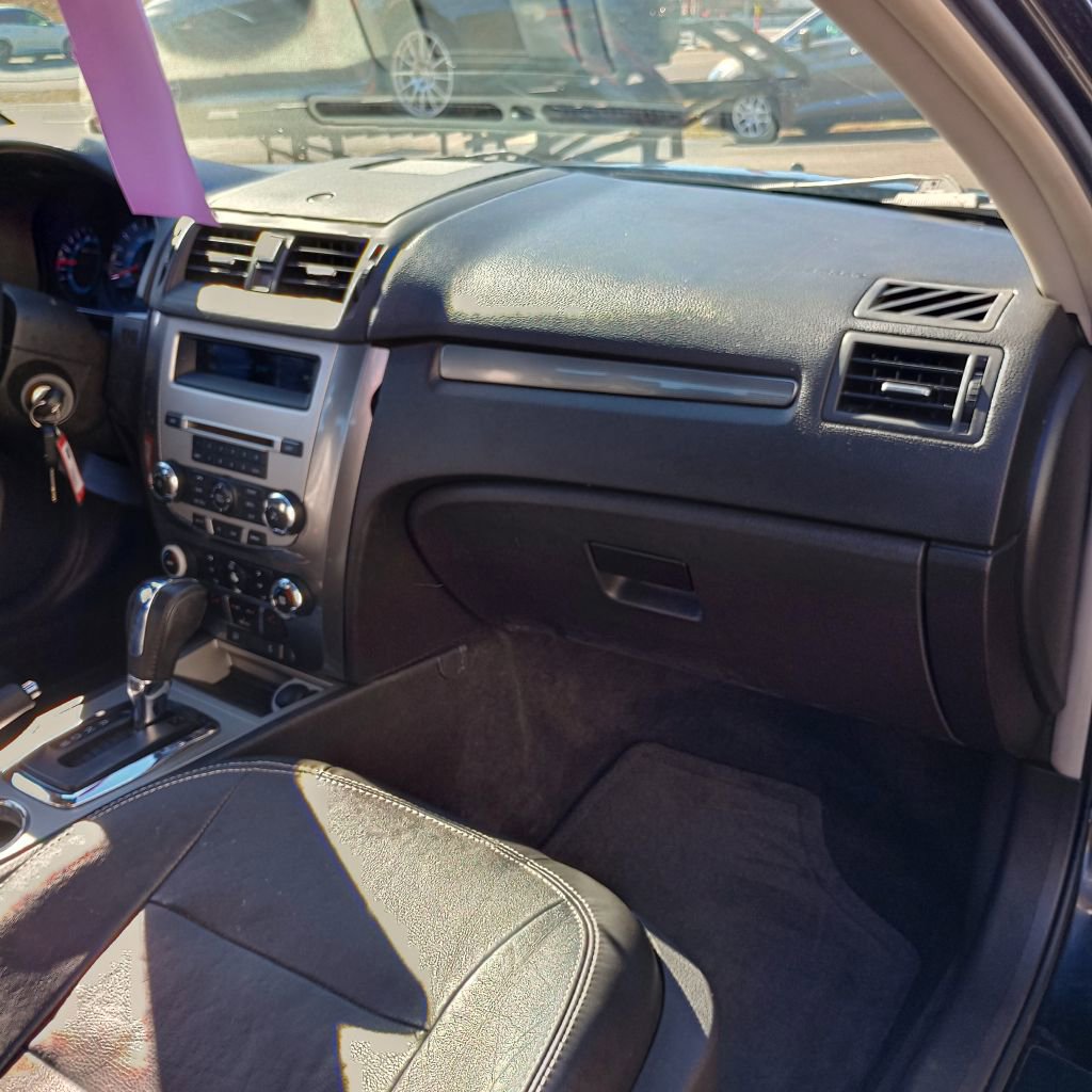 Used 2011 Ford Fusion SEL w/ 302A Rapid Spec Order Code image 21