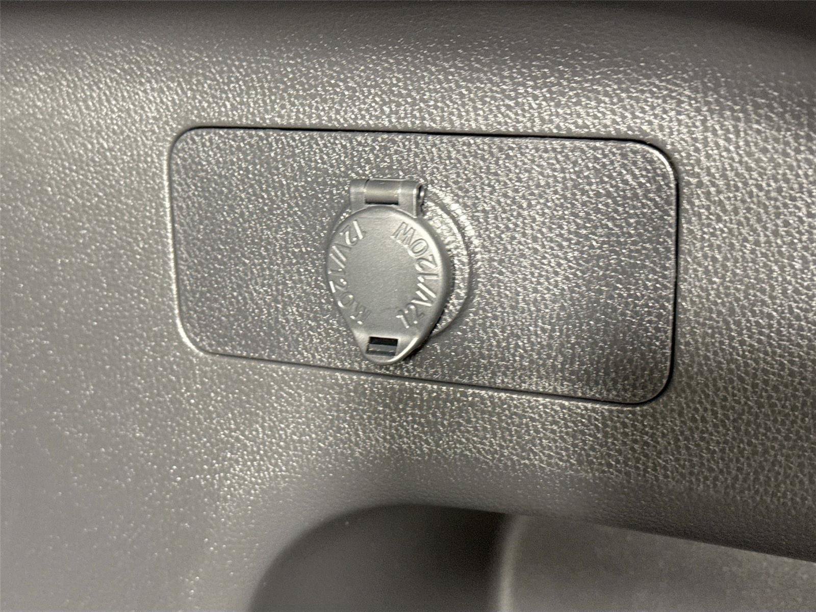 Certified 2025 Toyota RAV4 Limited FWD image 43