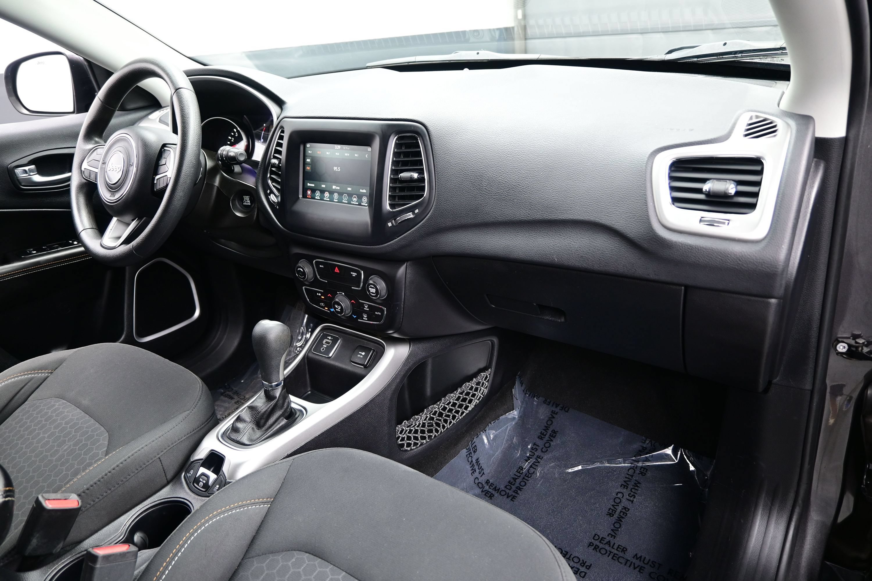 Used 2019 Jeep Compass Sport FWD image 12