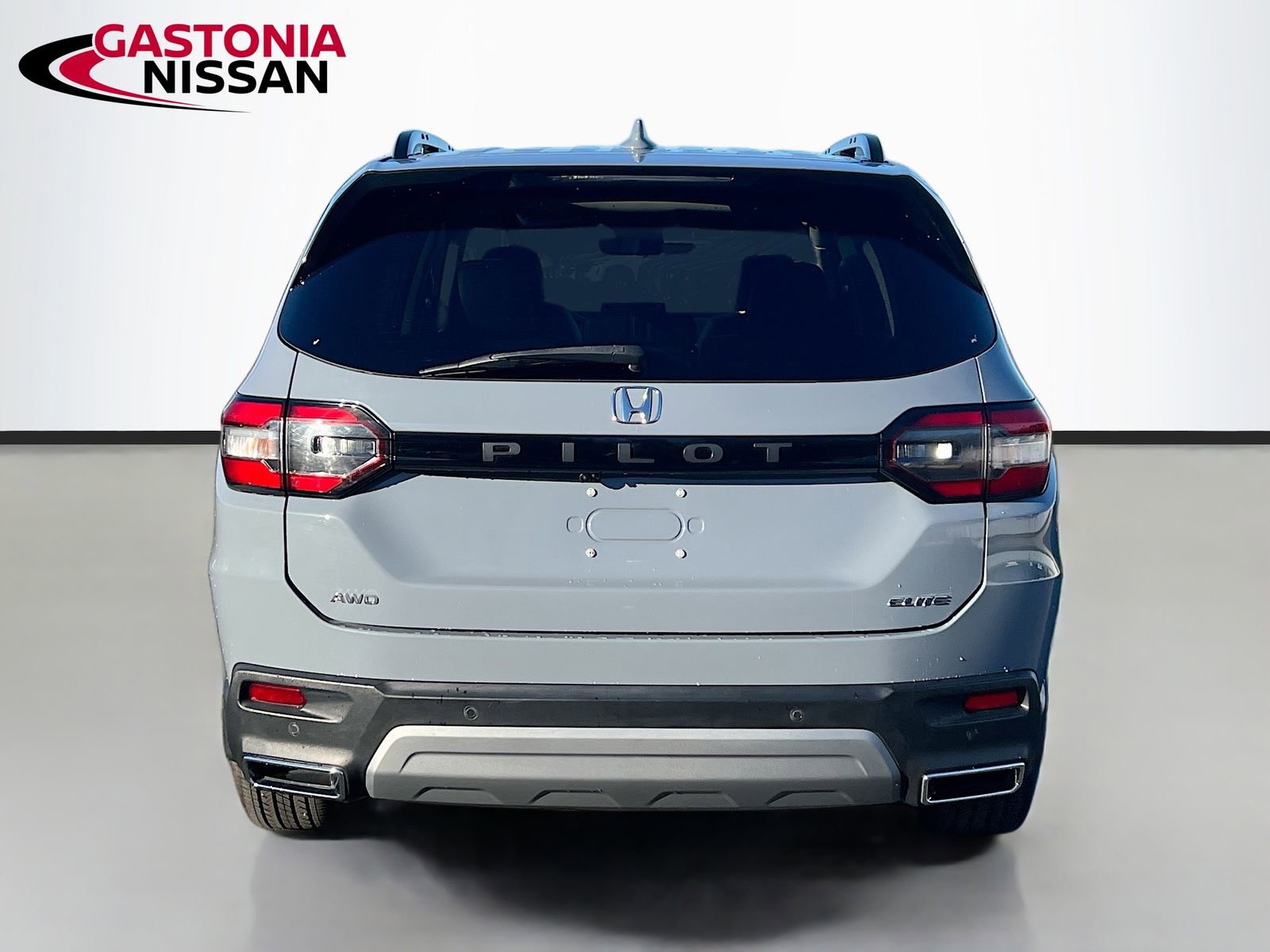 Used 2023 Honda Pilot Elite image 7