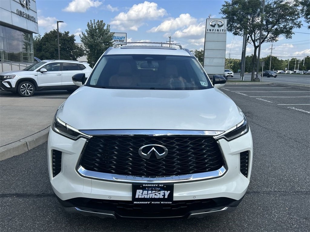 Certified 2022 INFINITI QX60 Sensory w/ Cargo Package image 3