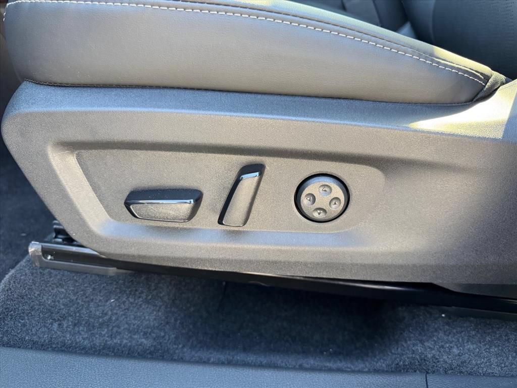 New 2026 Nissan Murano Platinum w/ Cargo Package AWD/4WD image 16