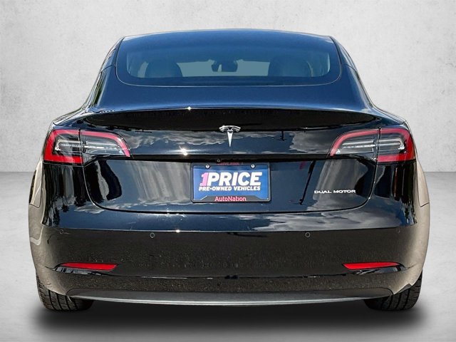 Used 2022 Tesla Model 3 Long Range AWD/4WD image 4