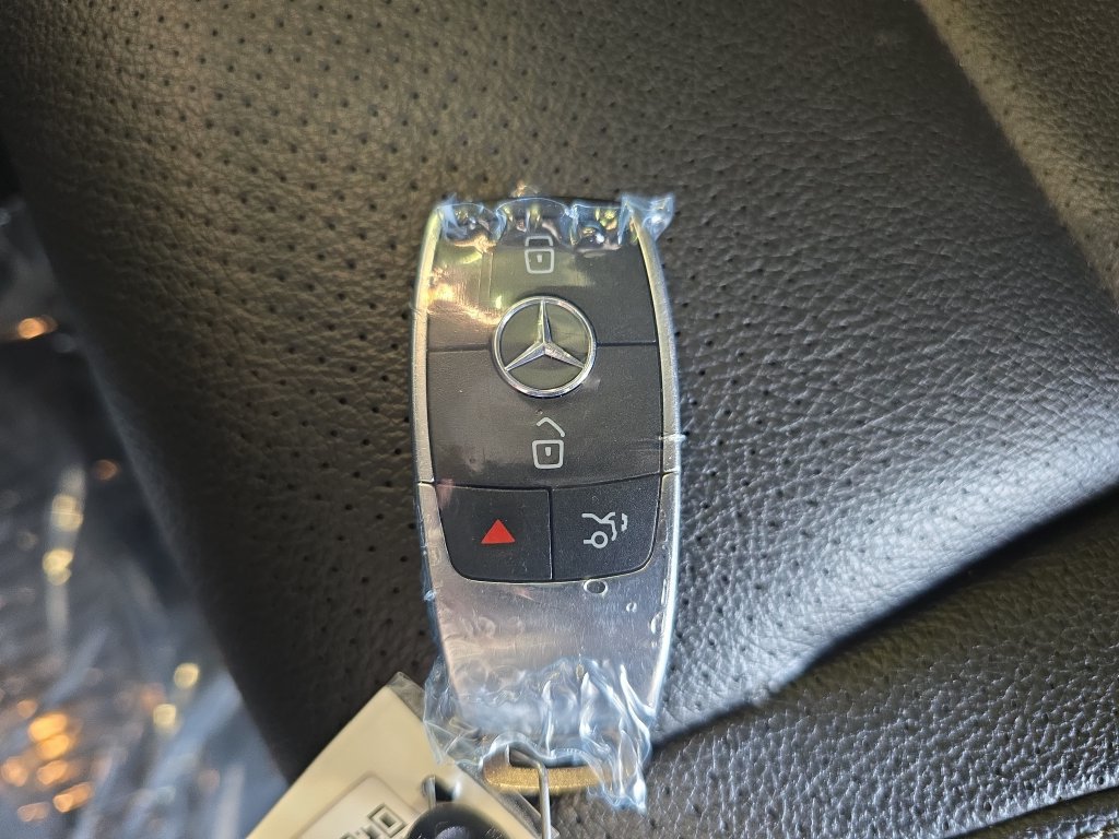 Used 2020 Mercedes-Benz GLE 450 4MATIC image 39