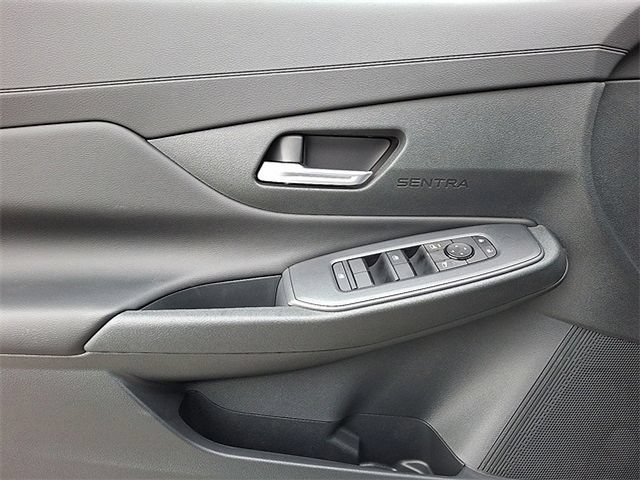 New 2026 Nissan Sentra SV w/ SV Convenience Package FWD image 33