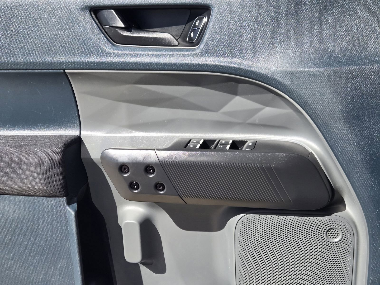 Used 2022 Ford Maverick XL image 25