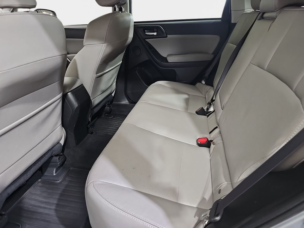 Used 2016 Subaru Forester 2.5i Touring w/ Eyesight & Navigation System AWD/4WD image 17