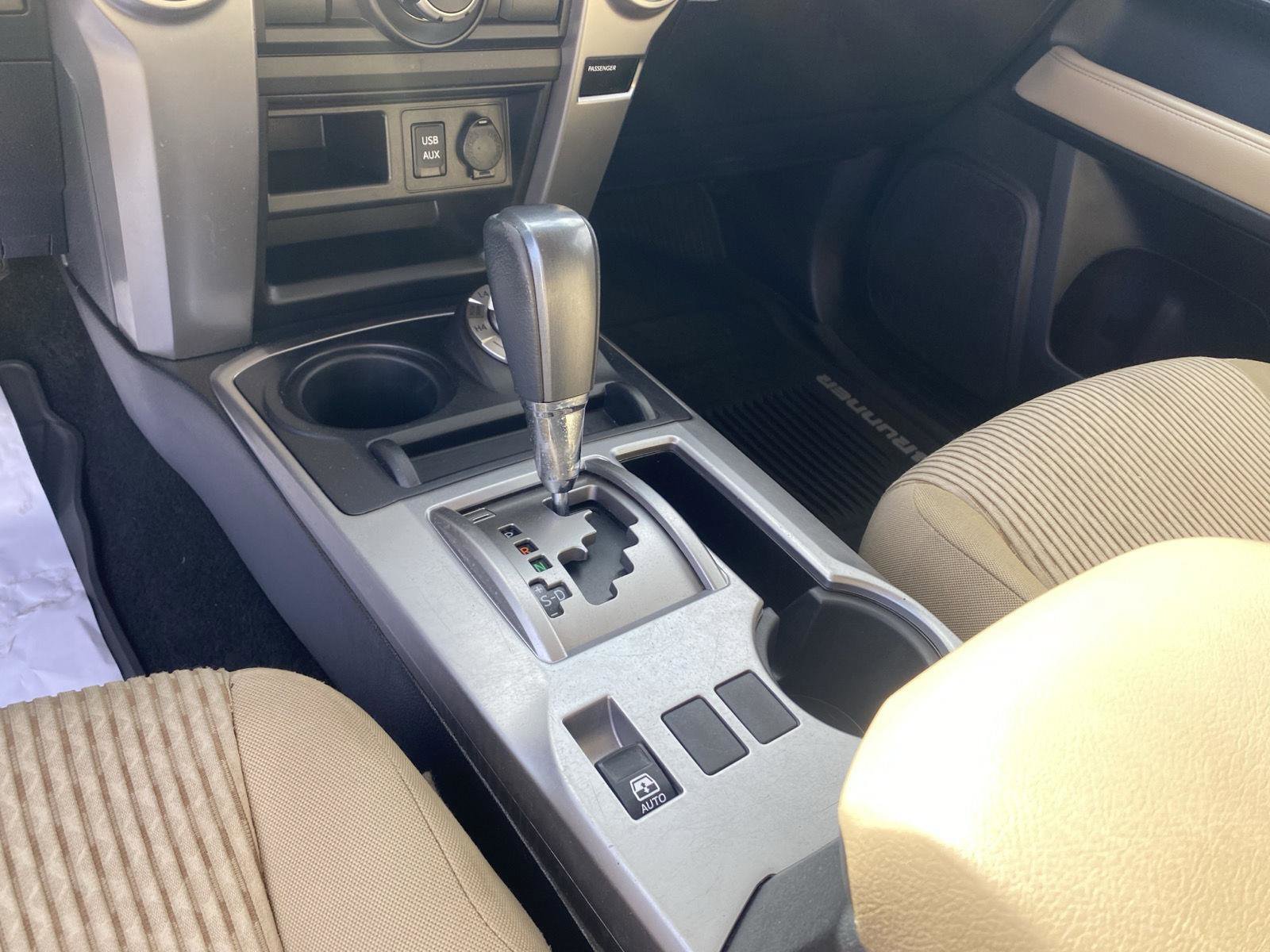 Used 2017 Toyota 4Runner SR5 image 18