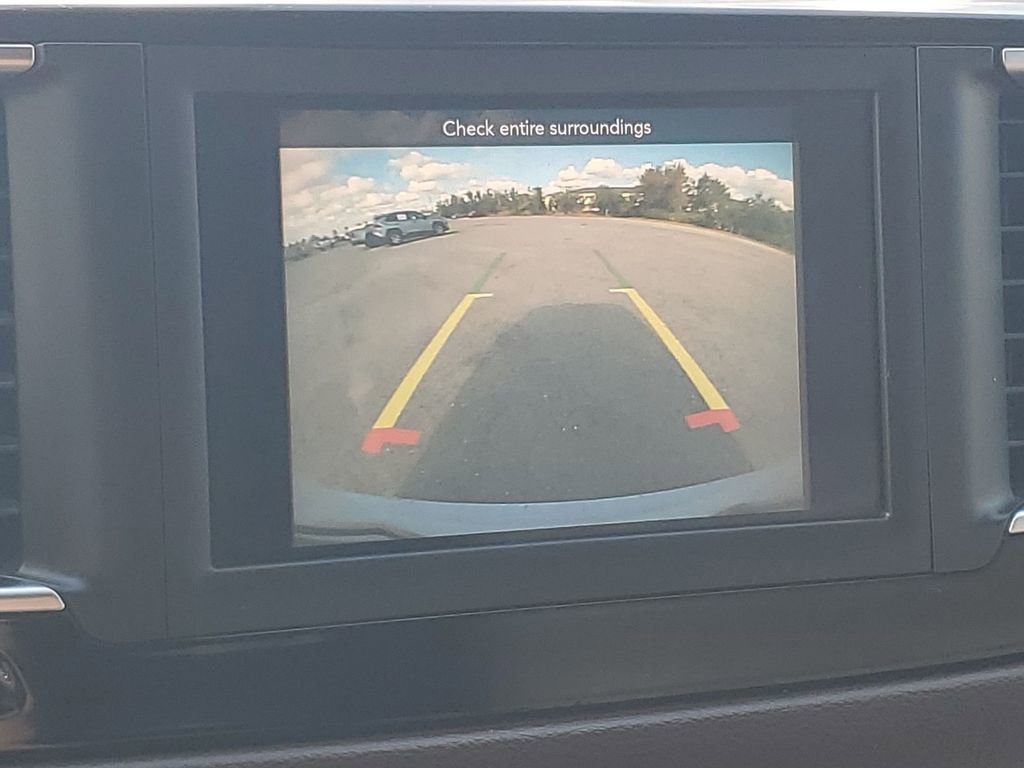 Used 2019 Chrysler Pacifica LX image 30