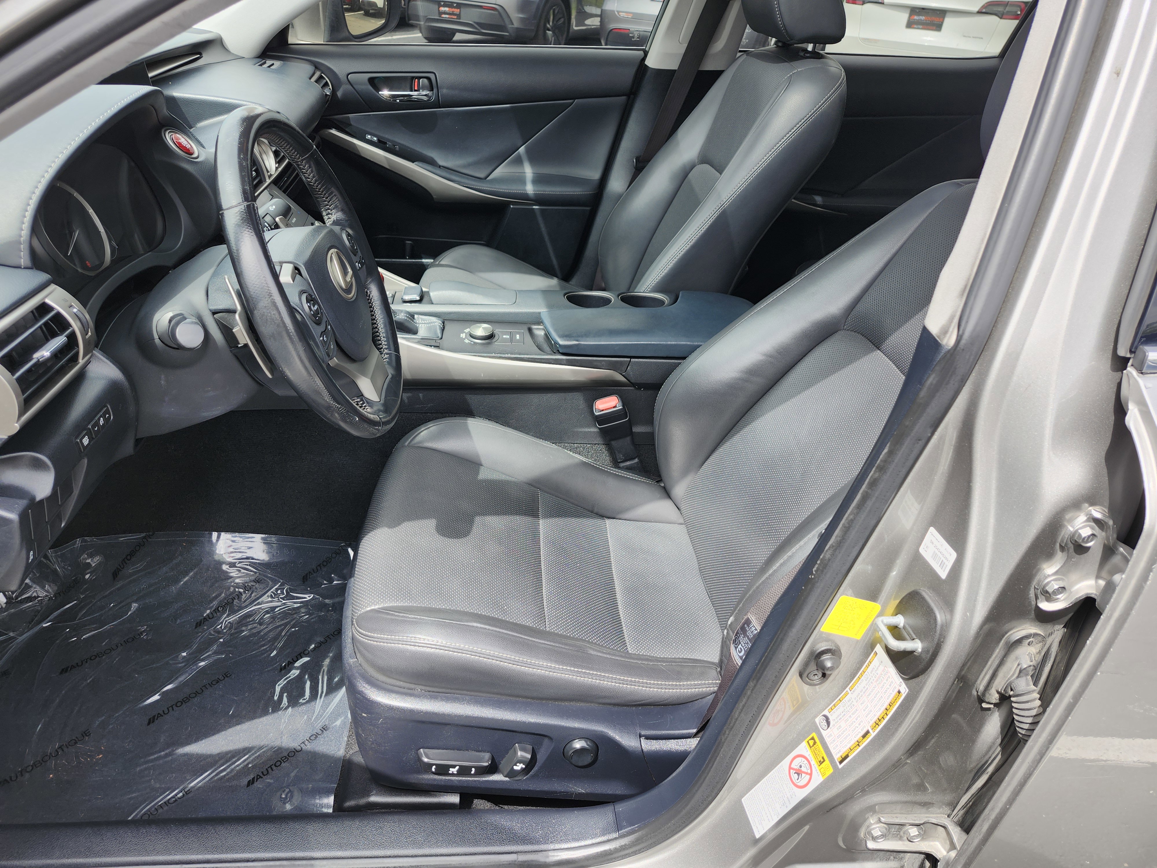 Used 2015 Lexus IS 250 AWD w/ Navigation System Package image 25