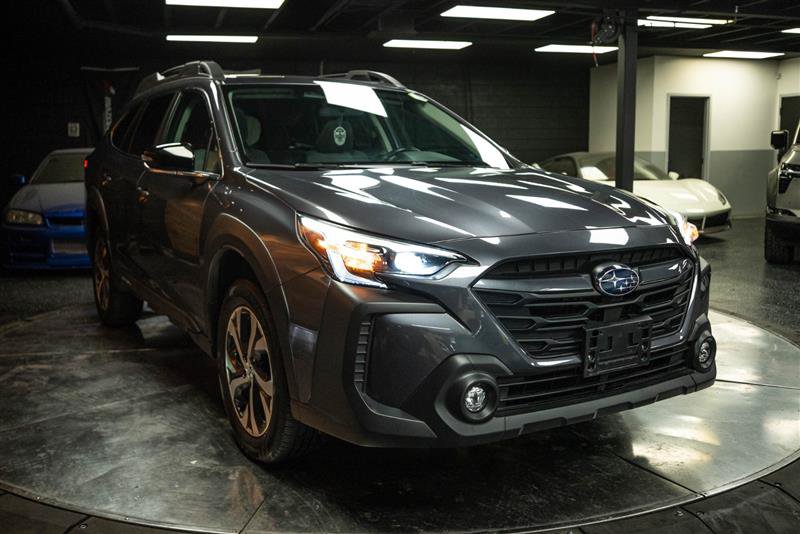 Used 2025 Subaru Outback Premium AWD/4WD image 5