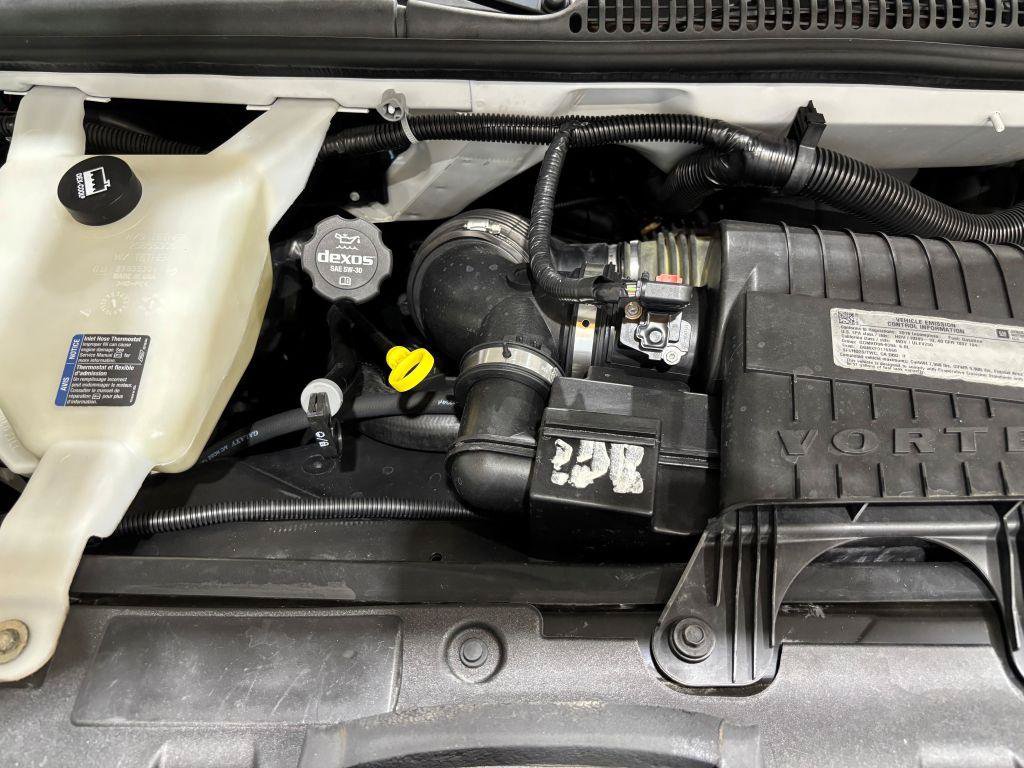Used 2016 Chevrolet Express 3500 RWD image 20