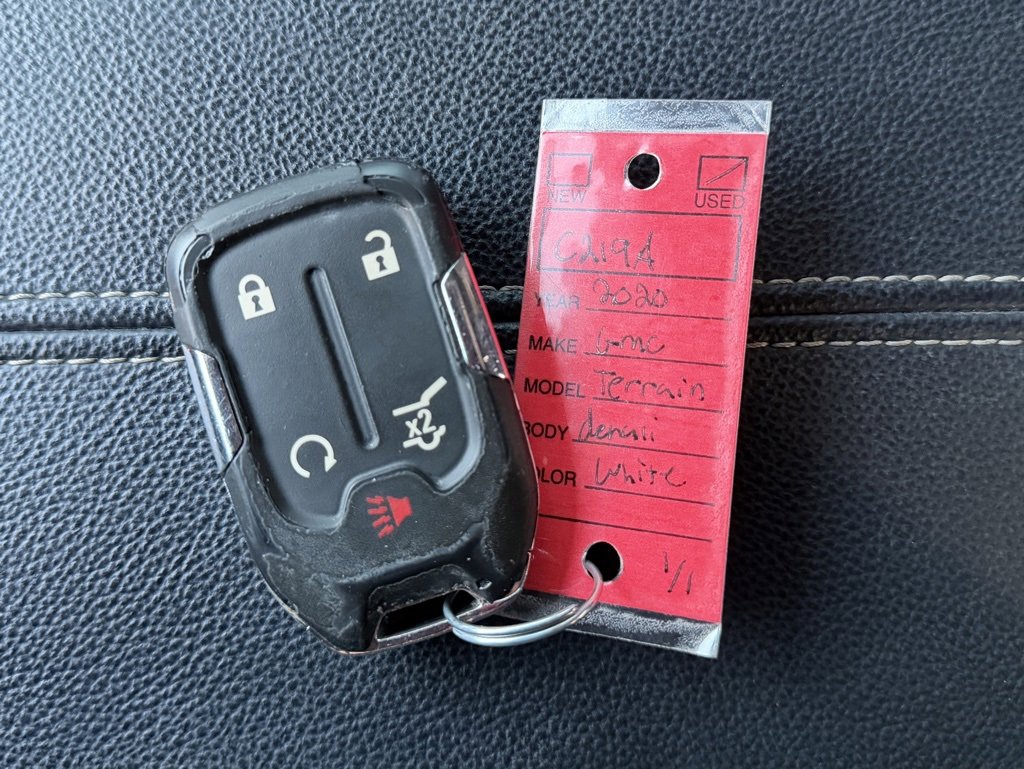 Used 2020 GMC Terrain Denali w/ Denali Premium Package image 39