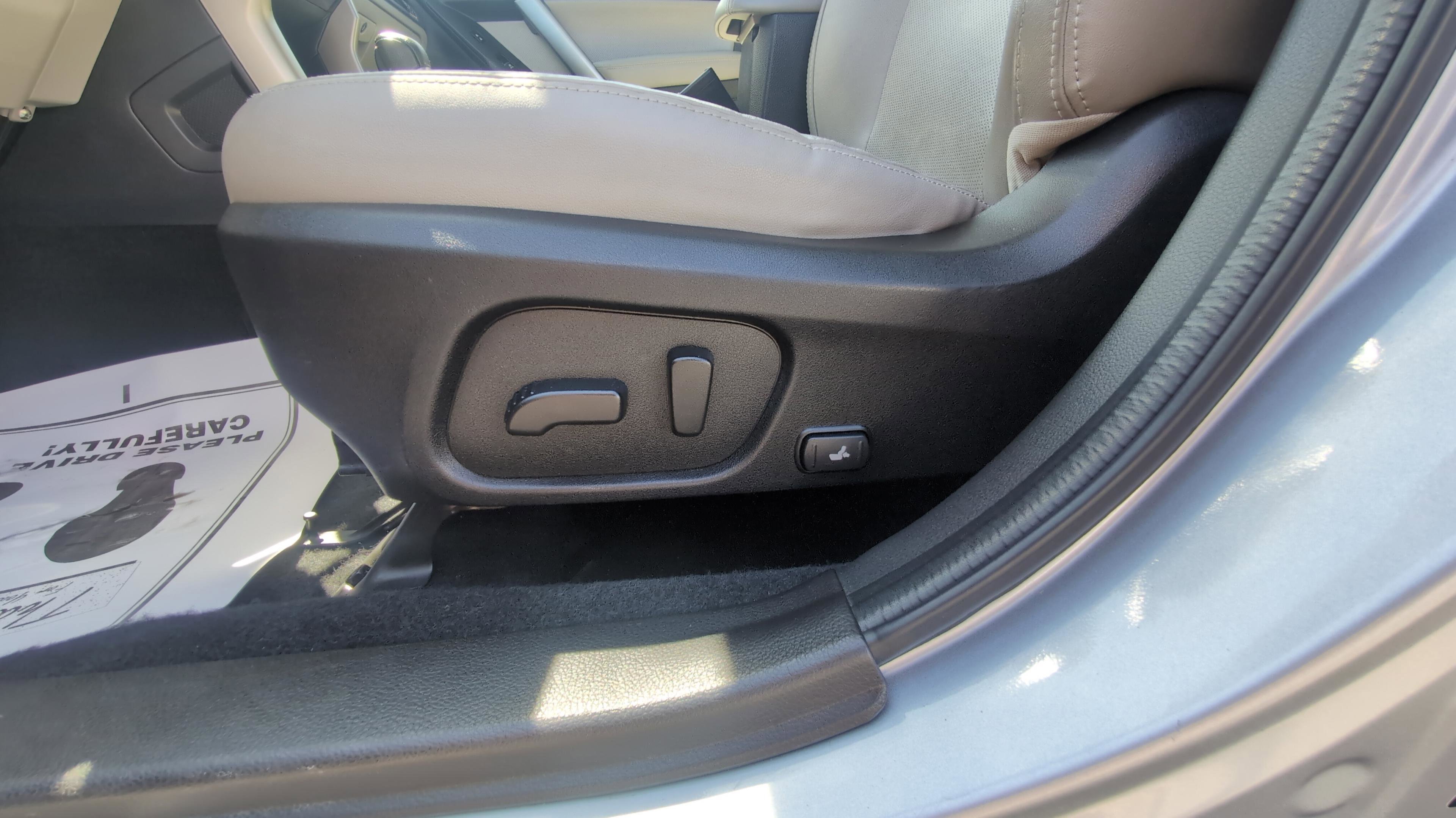 Used 2017 Subaru Forester 2.5i Limited w/ Popular Package #1 AWD/4WD image 14