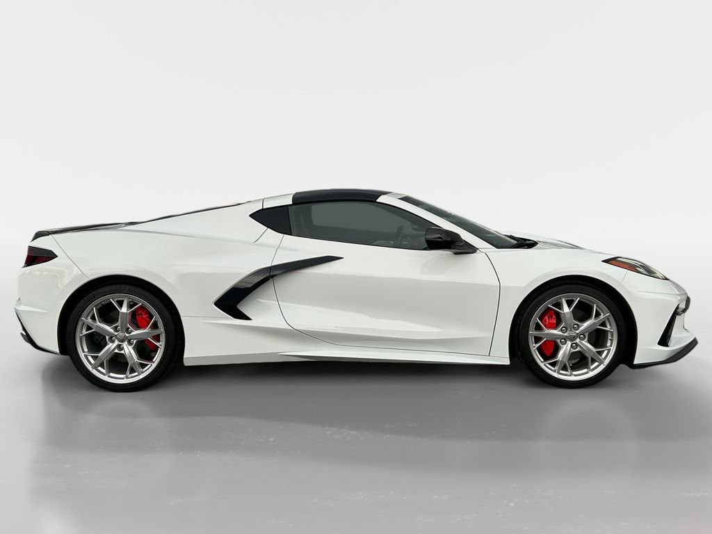 Used 2022 Chevrolet Corvette Stingray Preferred Cpe w/ Engine Appearance Package image 7