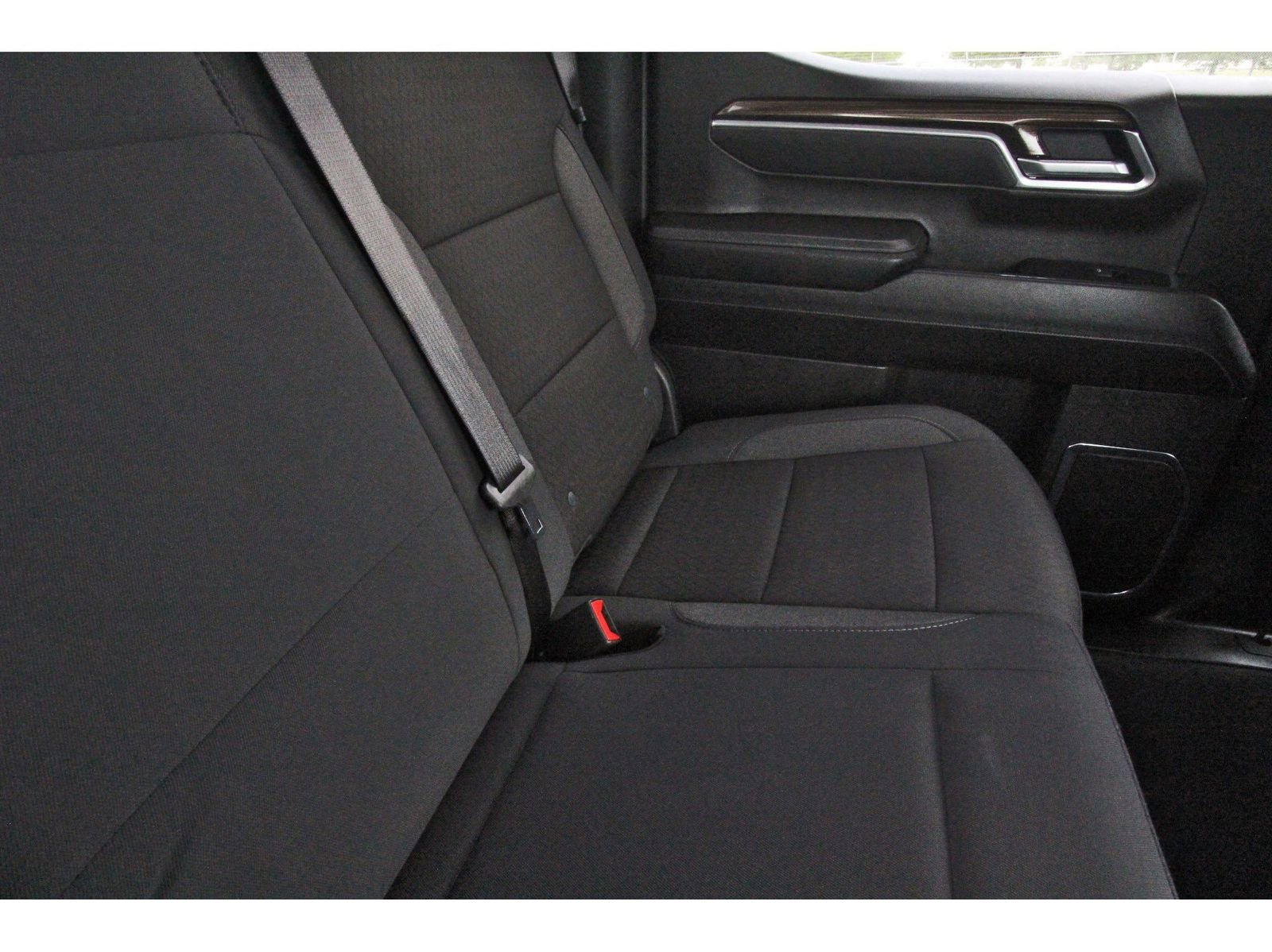 Used 2025 Chevrolet Silverado 1500 LT RWD image 15