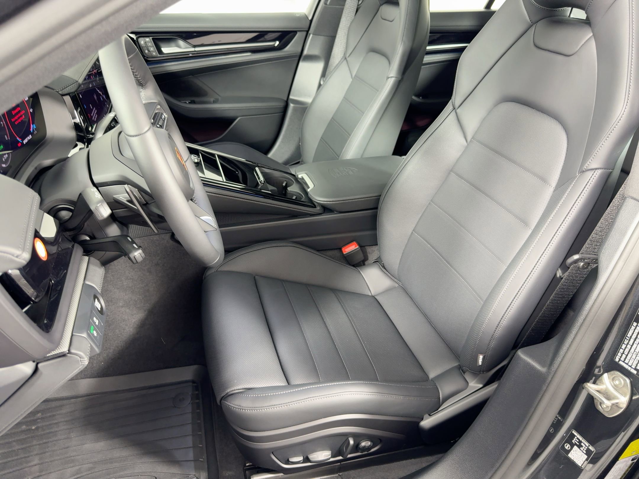 New 2026 Porsche Panamera 4 image 5