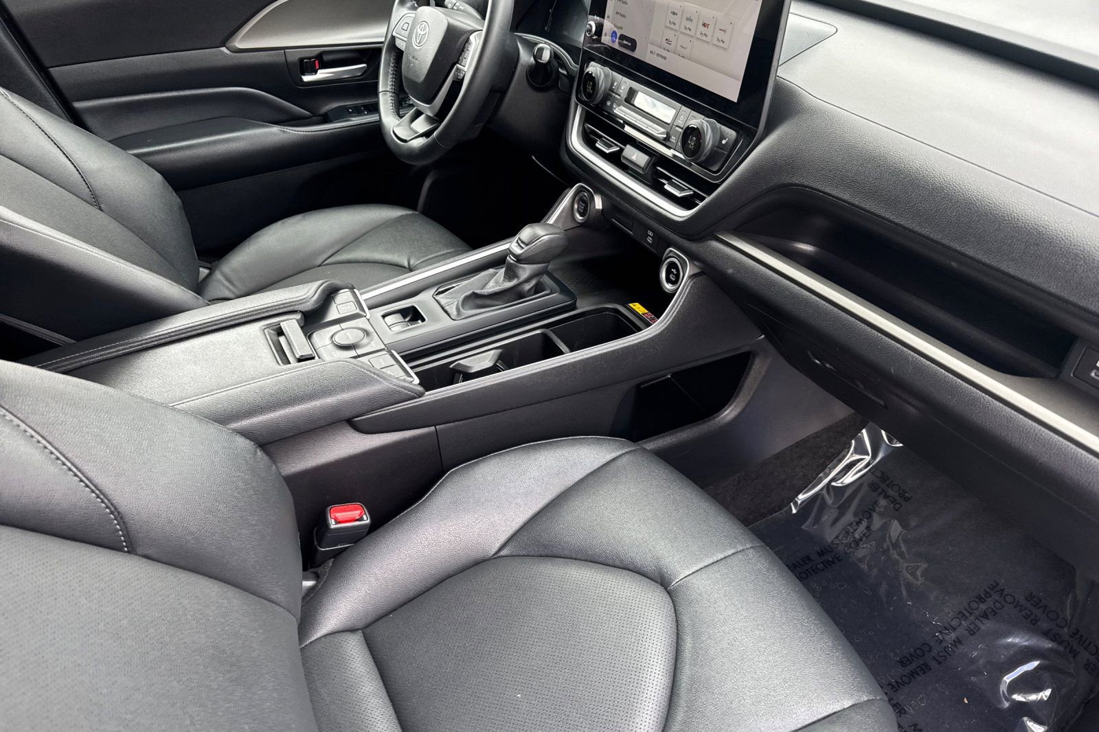 Certified 2025 Toyota Grand Highlander AWD image 21