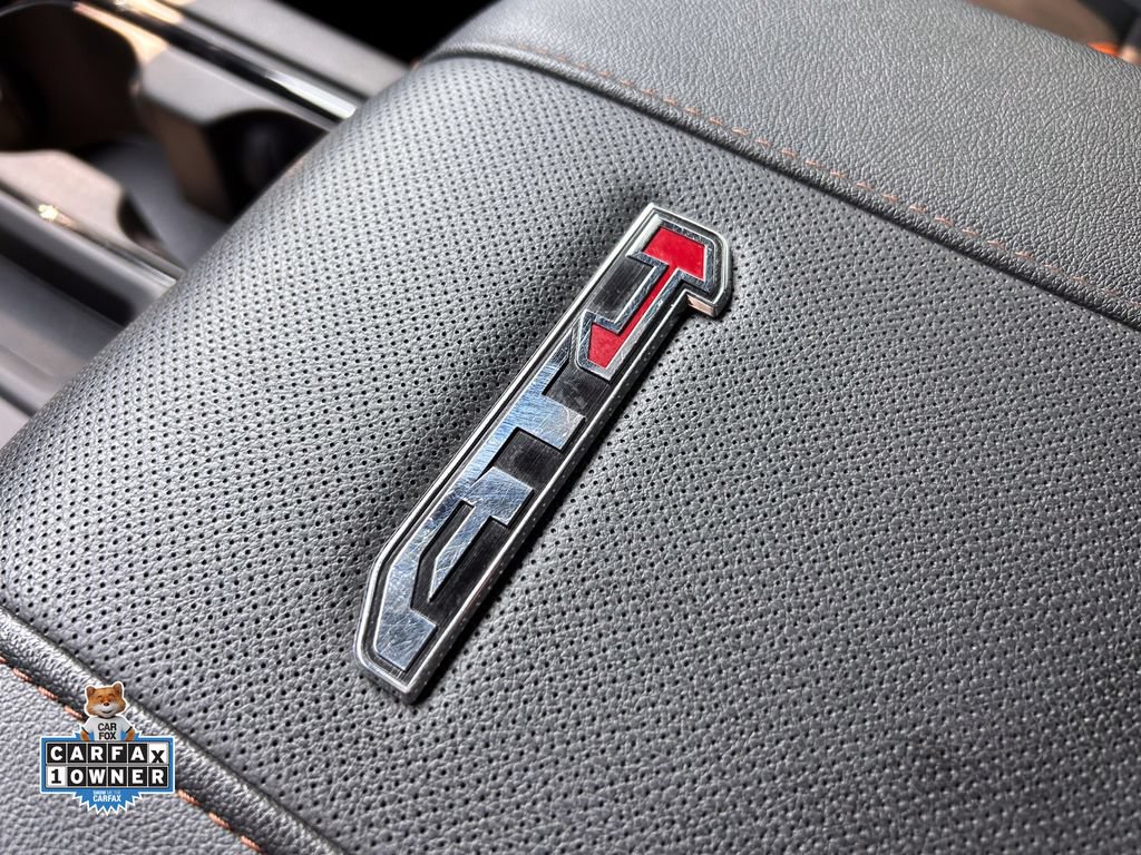 Used 2025 GMC Sierra 2500 AT4 w/ AT4 Premium Plus Package AWD/4WD image 34