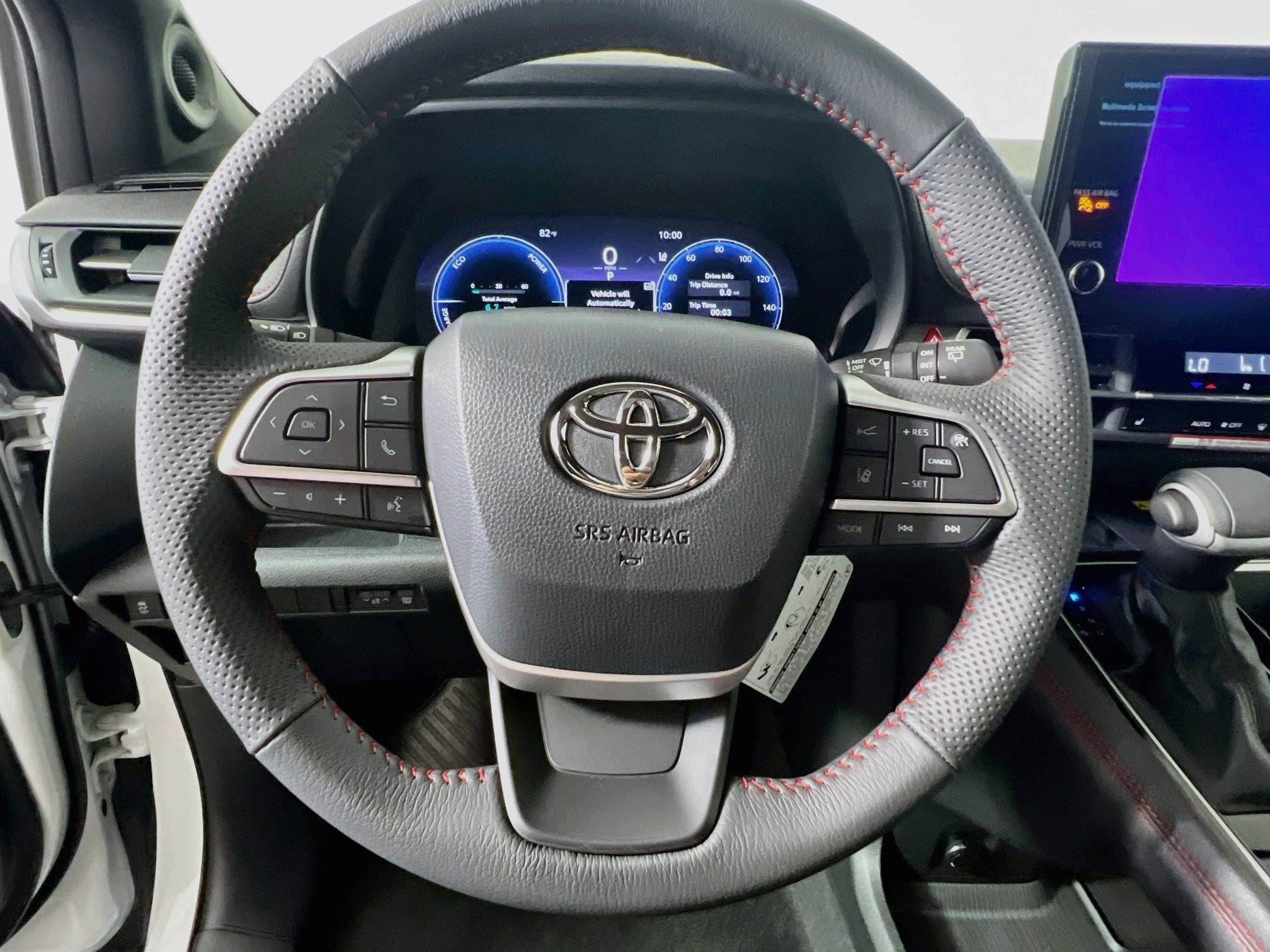 New 2026 Toyota Sienna XSE FWD image 17