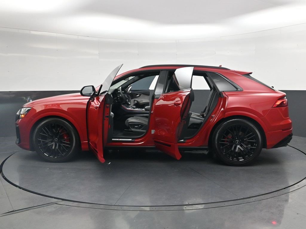 Used 2024 Audi SQ8 Prestige AWD/4WD image 37