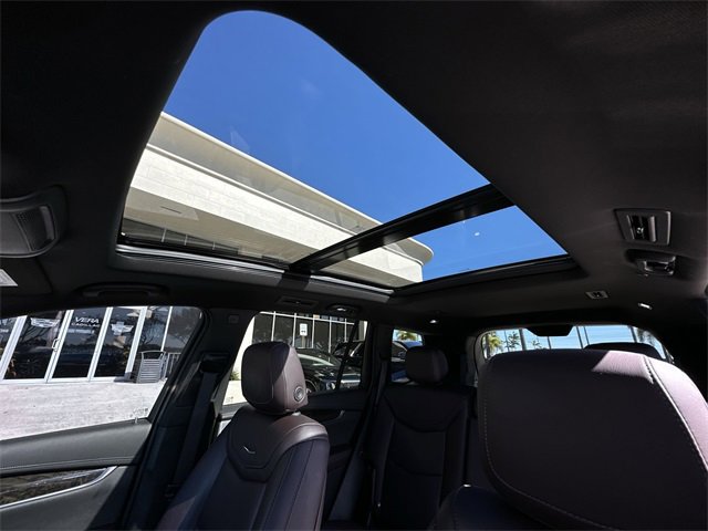 Certified 2023 Cadillac XT6 Premium Luxury image 30