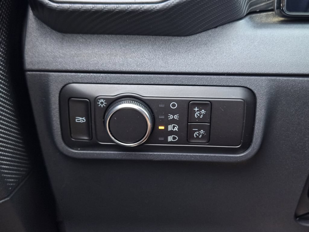 Used 2025 Ford Mustang Coupe RWD image 31
