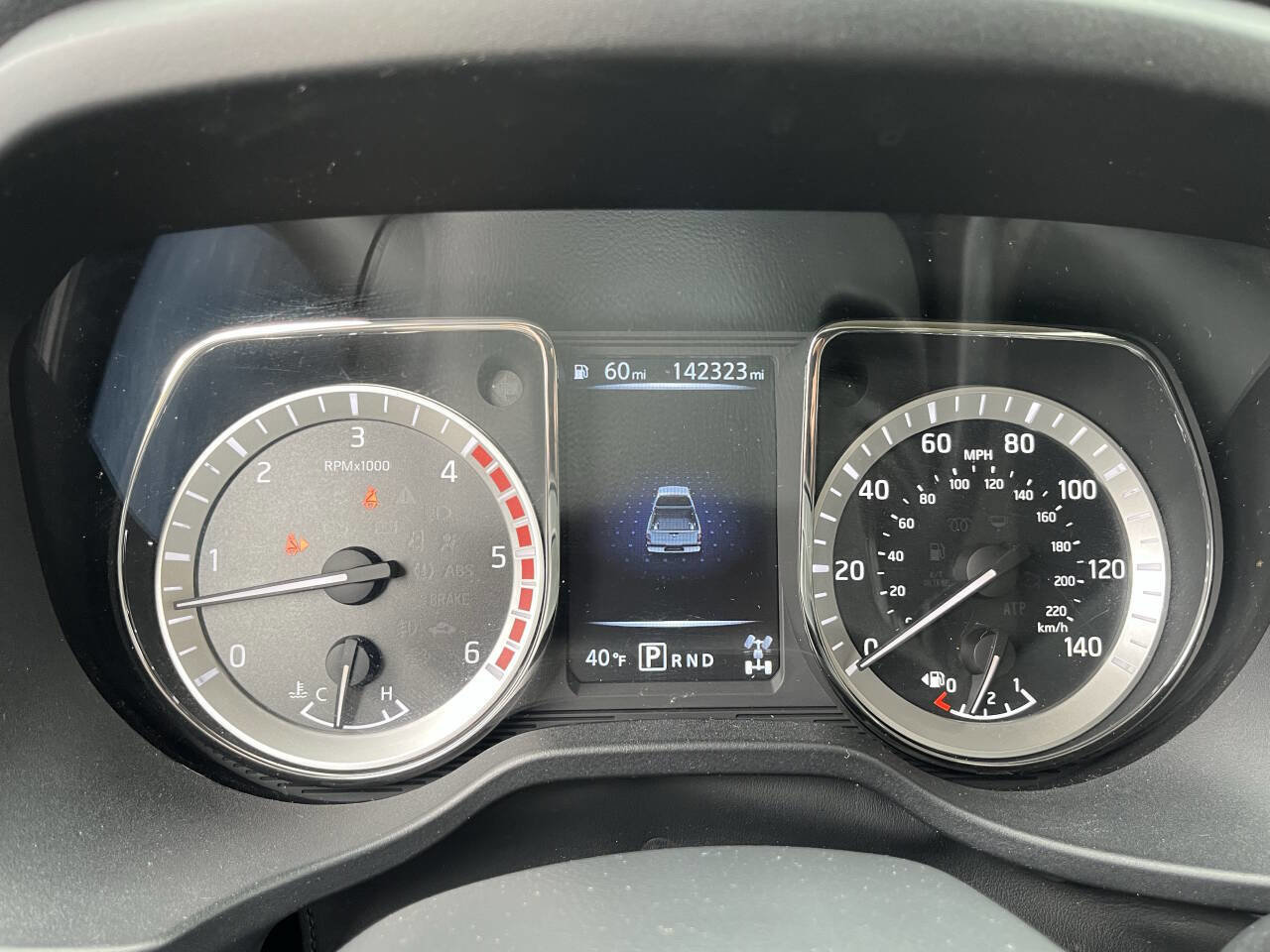 Used 2017 Nissan Titan S image 15