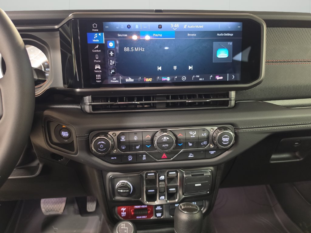 New 2026 Jeep Gladiator Rubicon AWD/4WD image 20