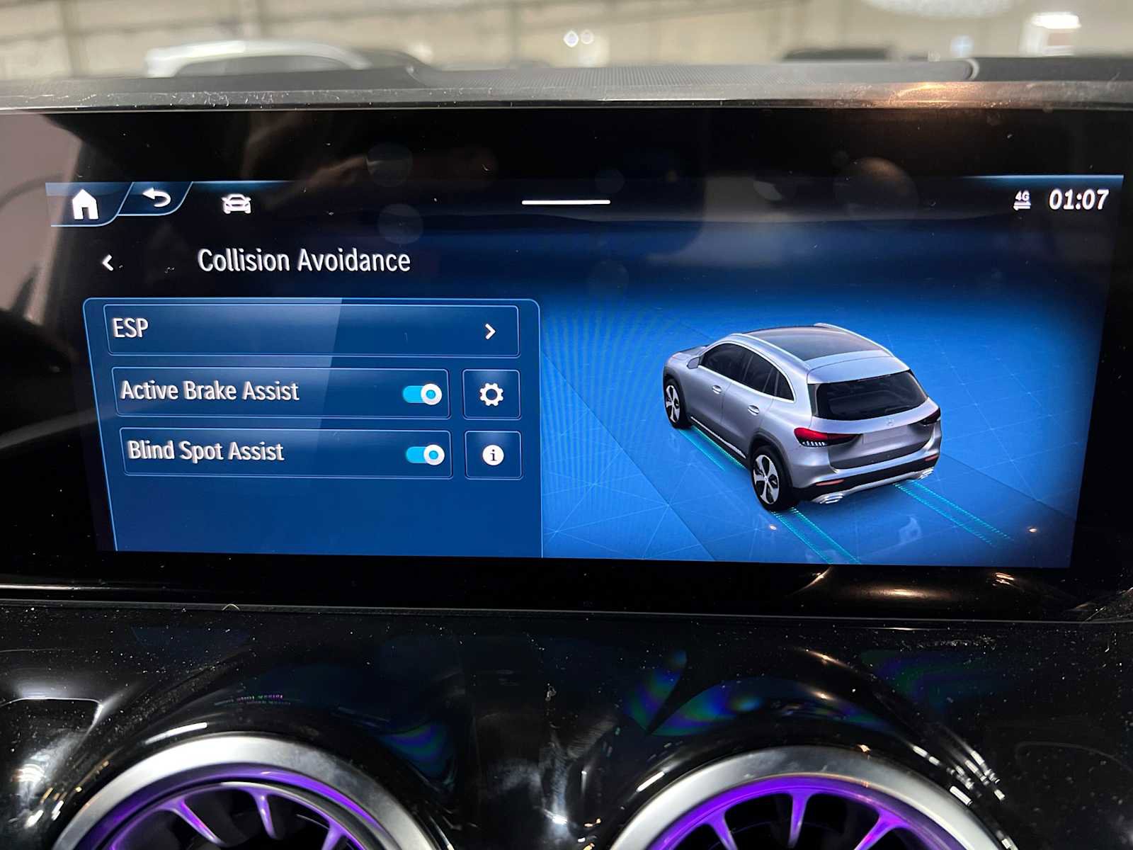 Used 2026 Mercedes-Benz GLA 250 4MATIC image 33