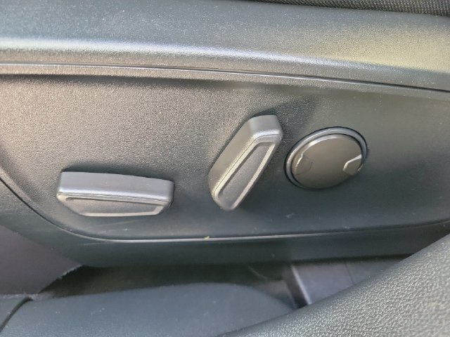 Certified 2020 Ford Escape SE AWD/4WD image 11