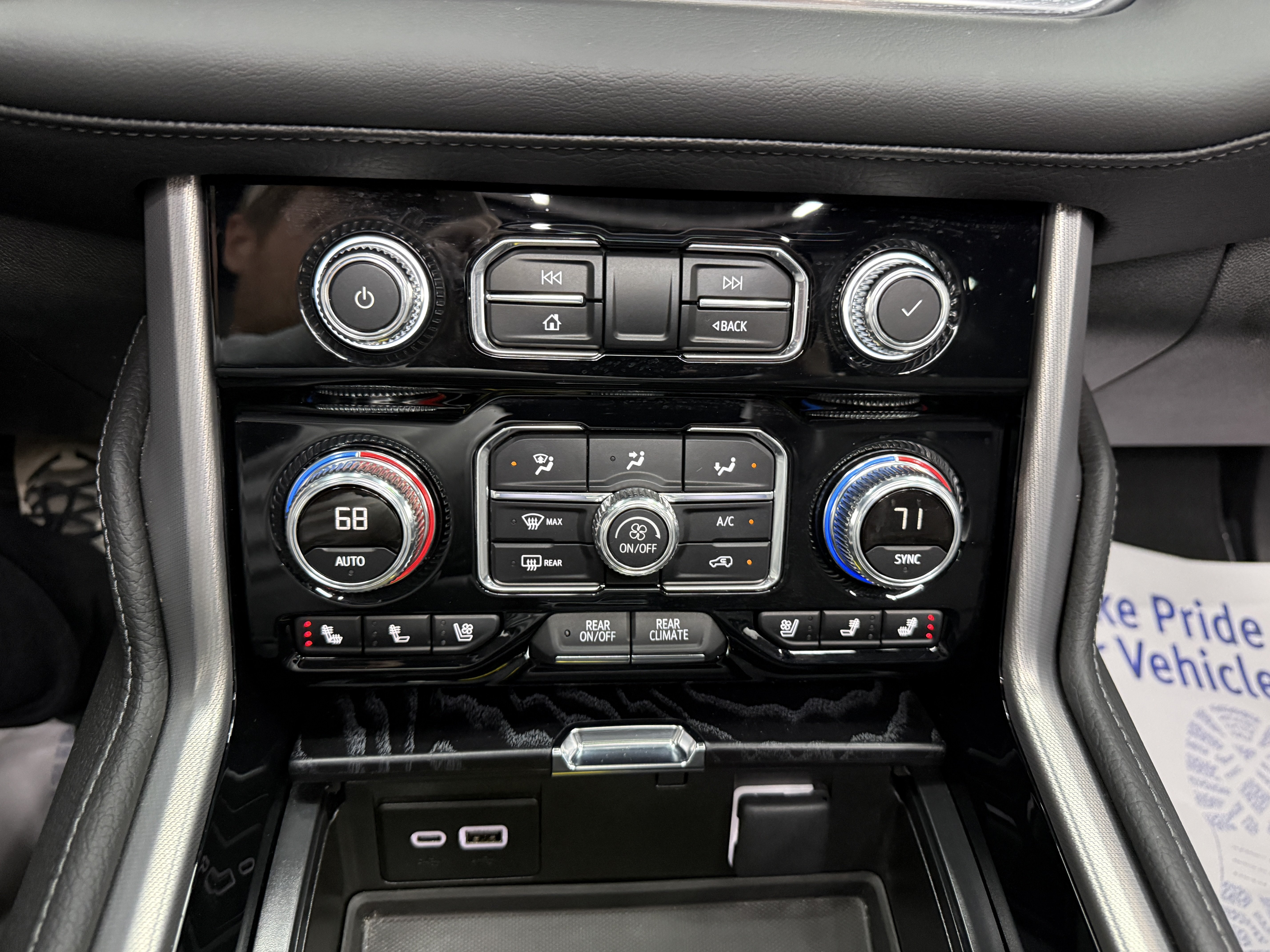 Used 2024 GMC Yukon Denali w/ Max Trailering Package AWD/4WD image 21