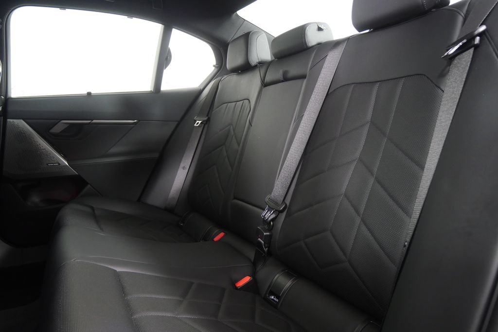 Used 2026 BMW 540i xDrive AWD/4WD image 14