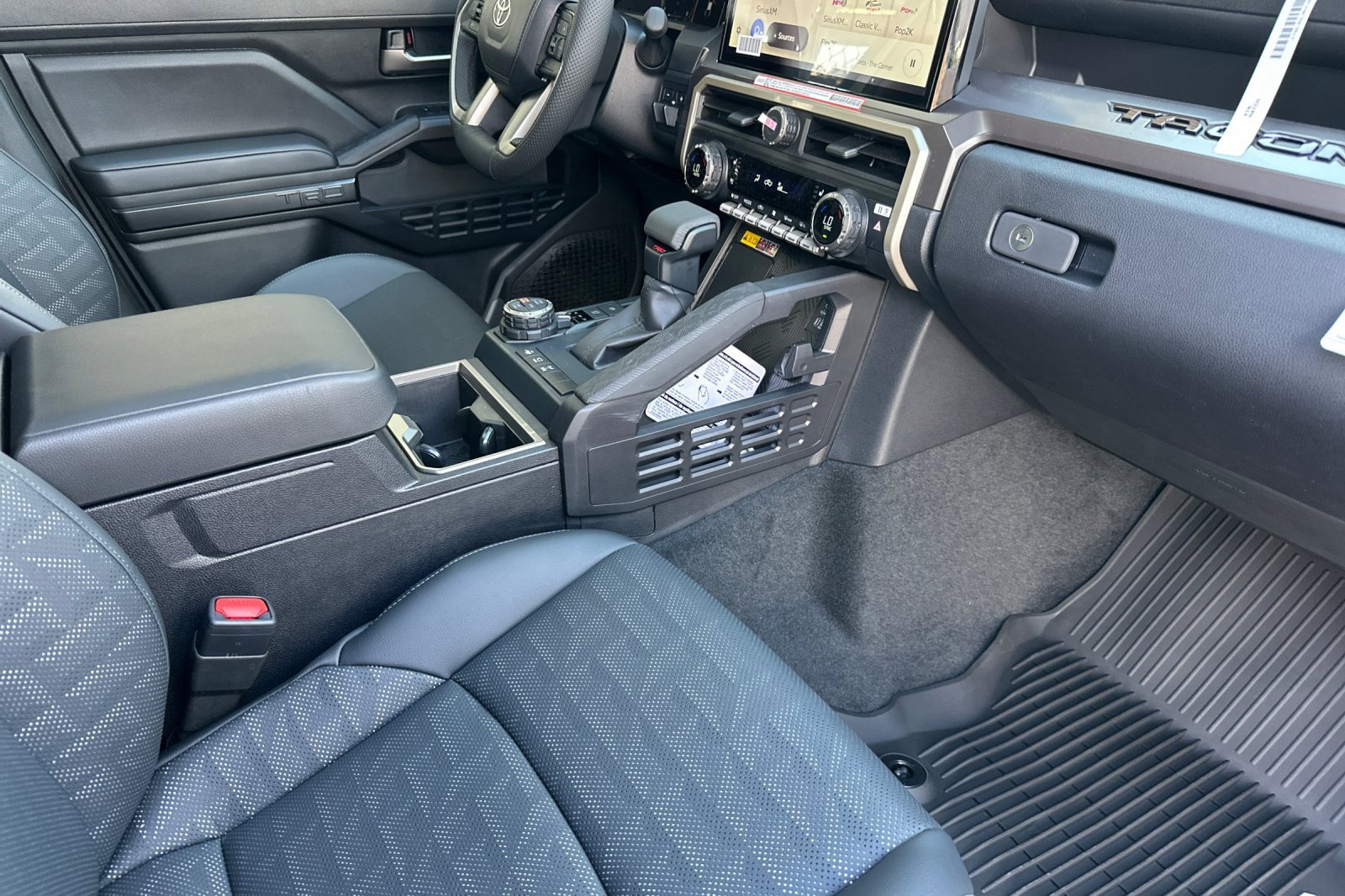 New 2025 Toyota Tacoma TRD Off-Road image 15