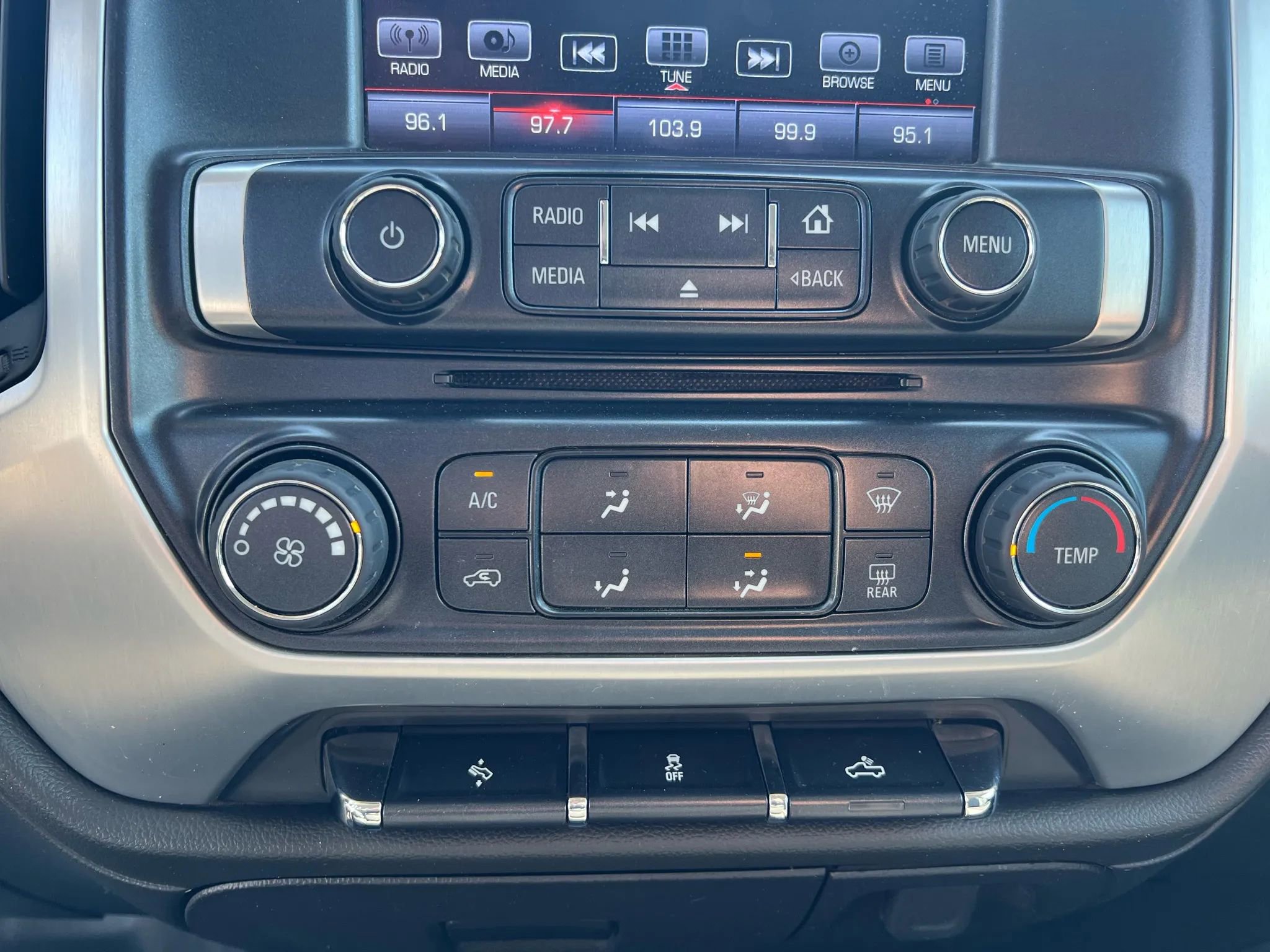 Used 2016 GMC Sierra 2500 SLE image 18