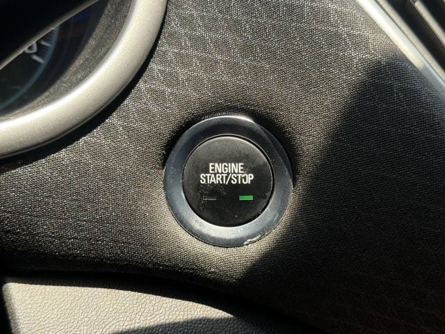 Used 2025 Chevrolet Malibu LT FWD image 23