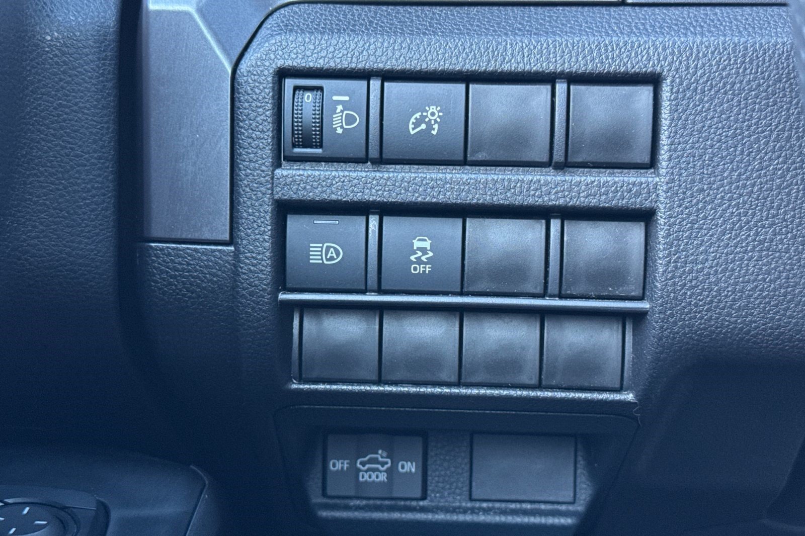 Used 2026 Toyota Tacoma TRD Off-Road AWD/4WD image 35