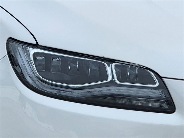 Used 2019 Lincoln MKZ Reserve w/ Luxury Package image 16