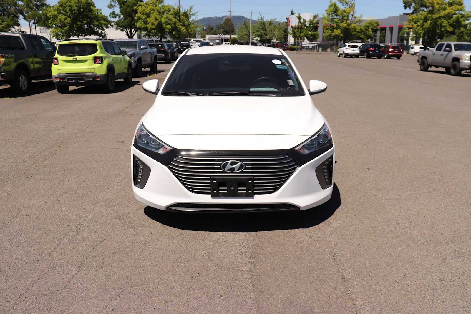 Used 2017 Hyundai Ioniq SEL w/ Tech Package 02 FWD image 2