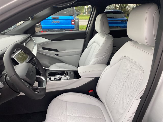 New 2026 Jeep Cherokee Limited AWD/4WD image 9