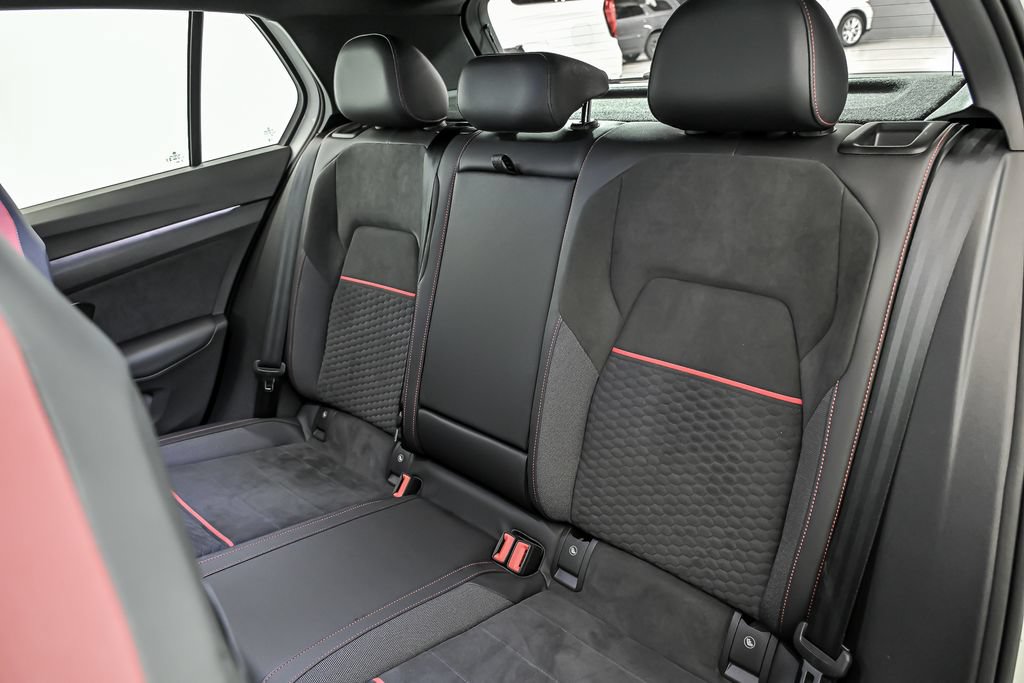 Used 2025 Volkswagen GTI SE FWD image 15