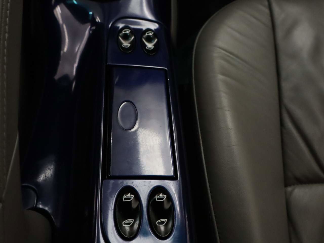 Used 2003 Porsche 911 Carrera image 12