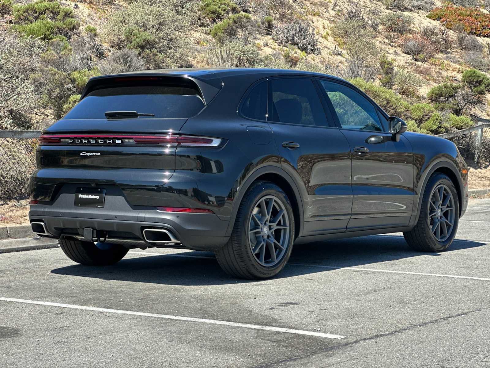 New 2025 Porsche Cayenne image 7