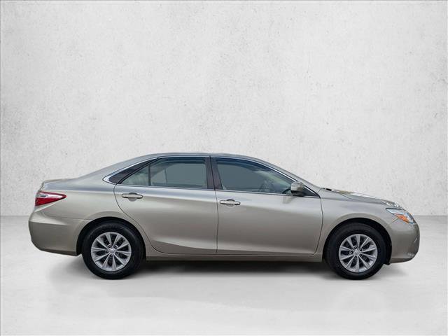 Used 2015 Toyota Camry LE w/ Four Season Floor Mat Package image 4