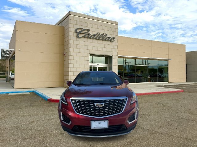 Used 2020 Cadillac XT5 Premium Luxury FWD image 3