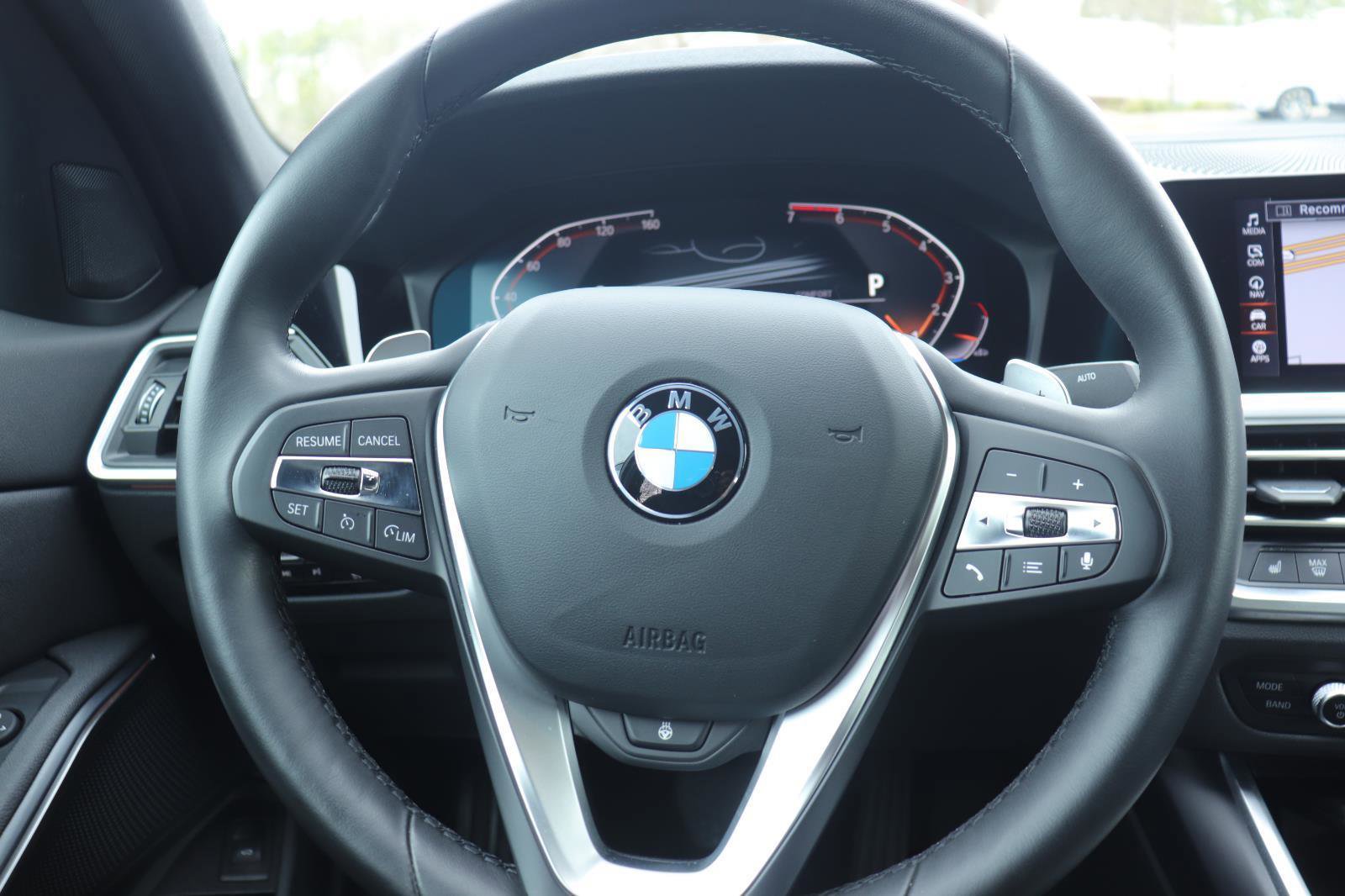 Used 2020 BMW 330i Sedan w/ Premium Package image 23