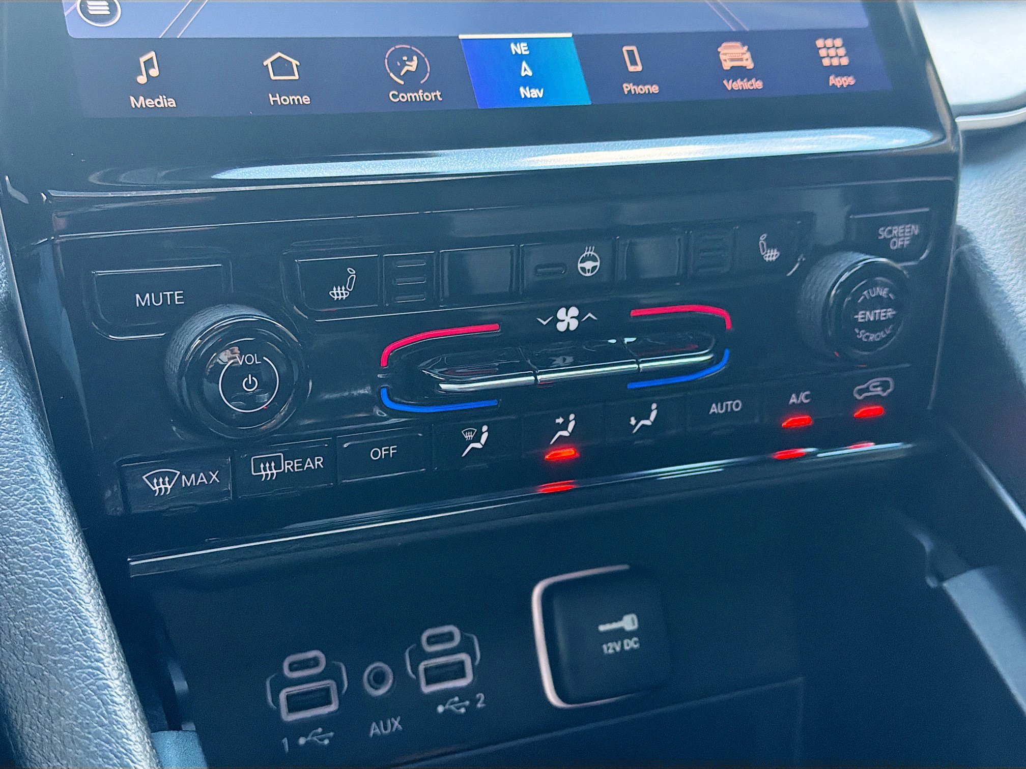 Used 2024 Jeep Grand Cherokee L Limited image 24