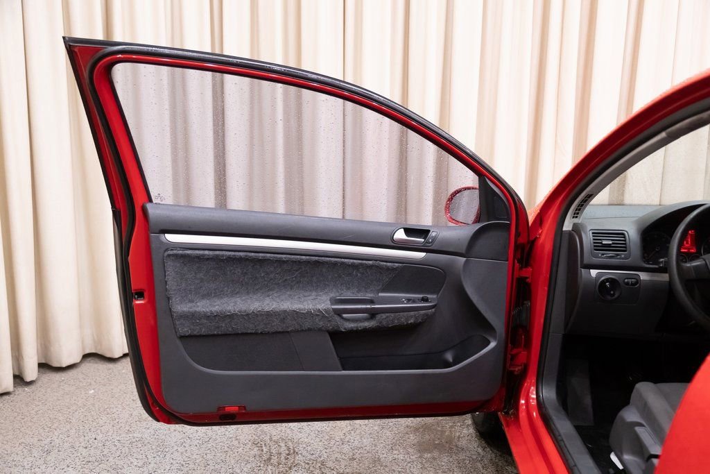 Used 2008 Volkswagen Rabbit S image 8