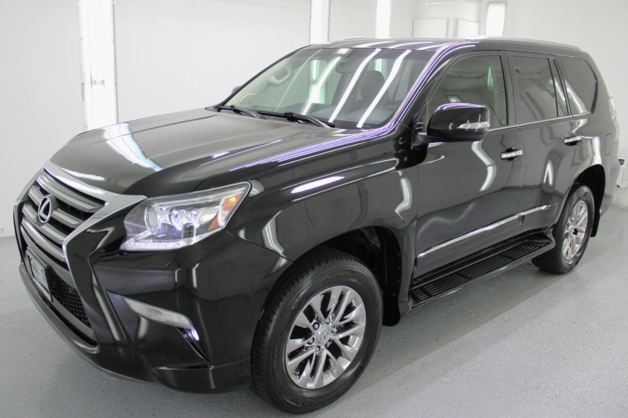 Used 2017 Lexus GX 460 Premium w/ Premium Package image 5